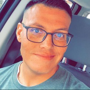 Meet your Posher, Chris